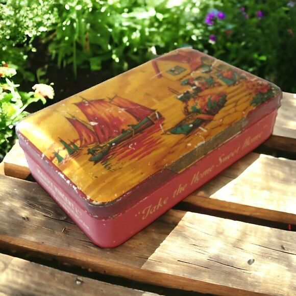 Blue Bird Toffee Tin Boat Village Design Hinged England Vtg Harry Vincent Candy. - Picture 15 of 16